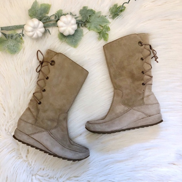 hush puppies lace up boots